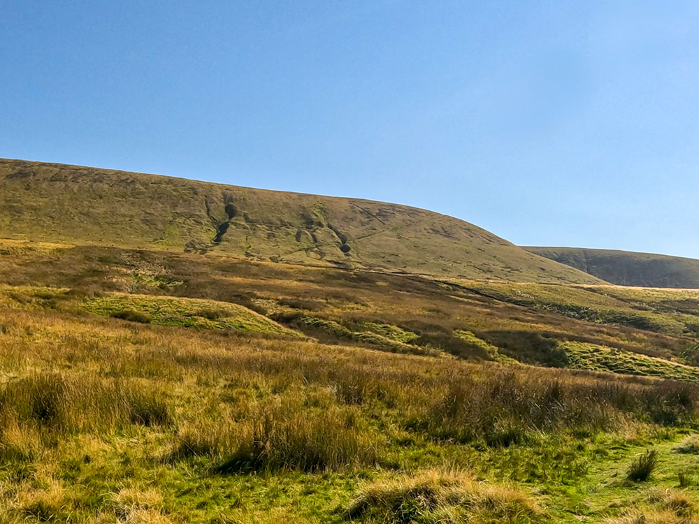 The climb up across Worston Moor