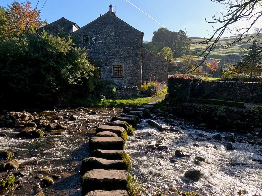 Stepping Stones in Stainforth