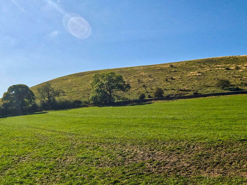 Looking over to the right, towards Worsaw Hill